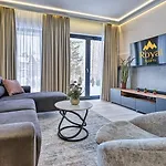 Belle View & - Centrum - By Royal Aparts Sklářská Poruba