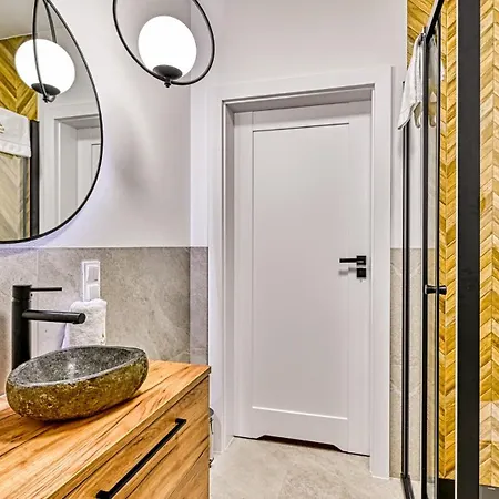 Belle View & - Centrum - By Royal Aparts Apartament