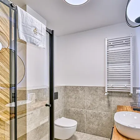 Belle View & - Centrum - By Royal Aparts *