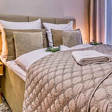 Belle View & - Centrum - By Royal Aparts