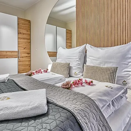 Apartment Belle View - Centrum - By Royal Aparts *