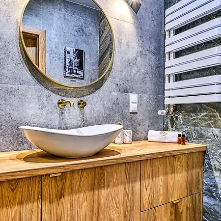 Belle View & - Centrum - By Royal Aparts شقة *