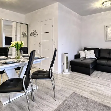 Apartment Belle View - Centrum - By Royal Aparts