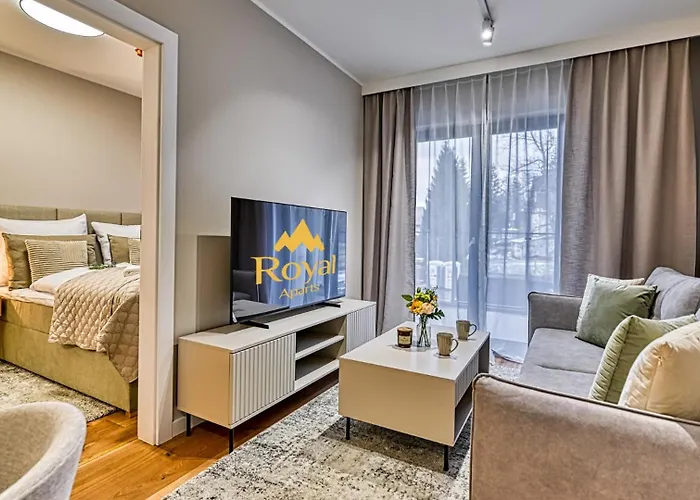 Belle View & - Centrum - By Royal Aparts