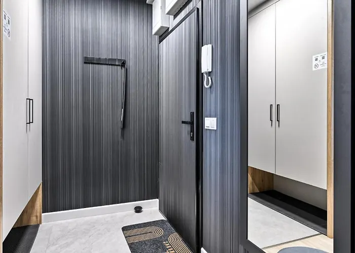 Belle View & - Centrum - By Royal Aparts